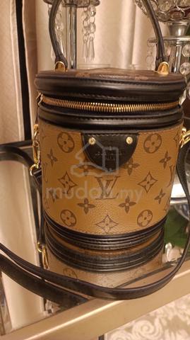 Carousel Image Selected