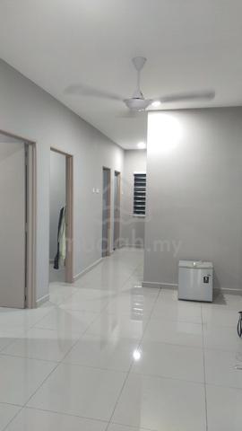 Rumah Teres Sewa Murah di Jenderam Hulu 1
