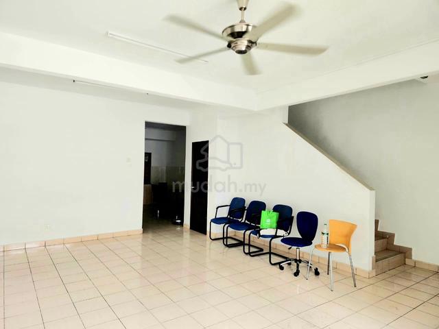 Taman Putra Prima Pp 3 double storey house 1