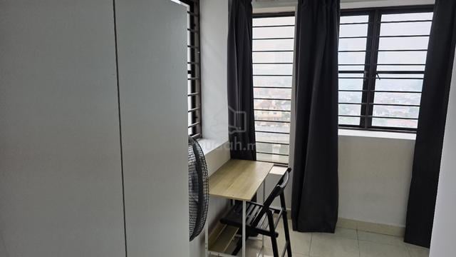 Rooms @ Pelangi Utama–Steps to LRT,MRT,1U,KPMG,First Avenue,PowerHouse 1