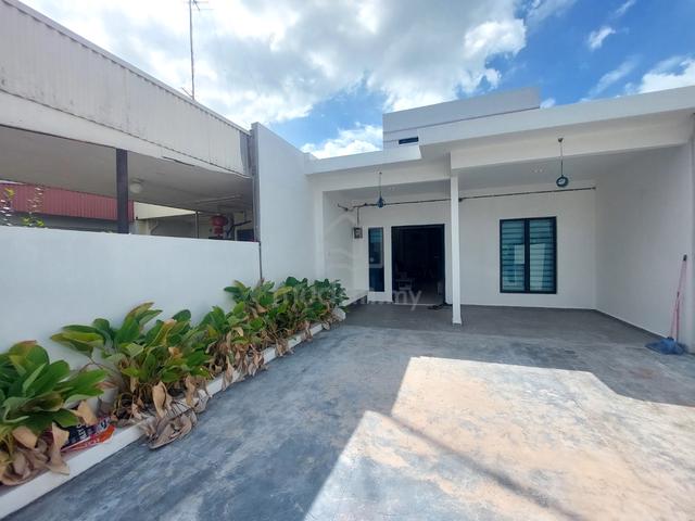 Ujong Pasir Single Storey Terrace Freehold 1