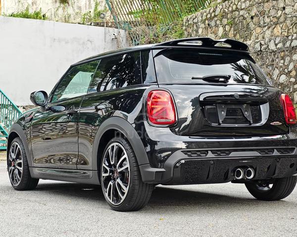 NEW FACELIF 2023 Mini COOPER 2.0 JOHN COOPER WORKS - 2