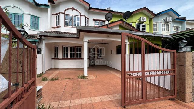 Double storey Terrace house for sale Taman Cheng Perdana 1