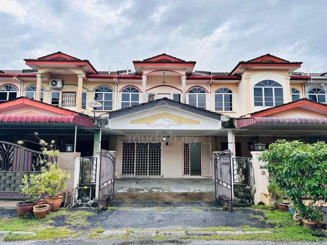 Rumah below market value Taman Meru 2B 1