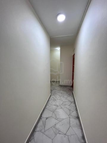 Palm Court (Brickfields) 1