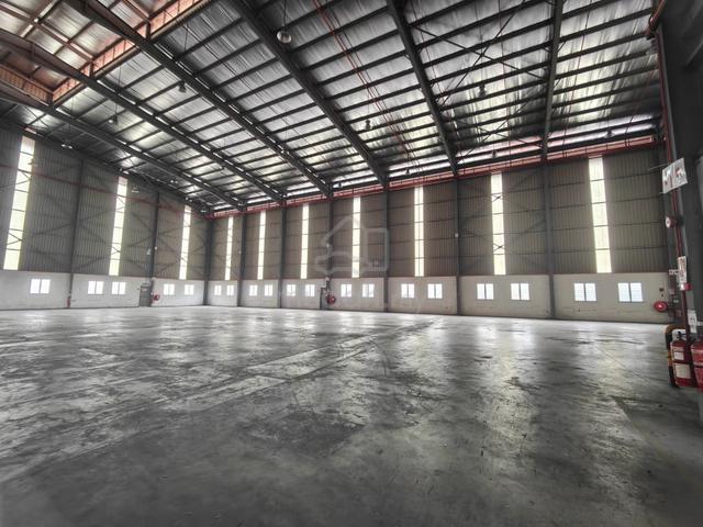 【High Roof】Factory Warehouse with Loading Bays Krubong Cheng for Rent 1
