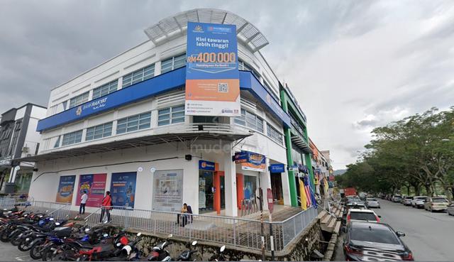 Bandar Baru Nilai 3 Corner 3 storey shop 1