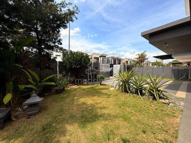 Setia Damai Setia Alam Double Storey Superlink Corner House for Rent 1