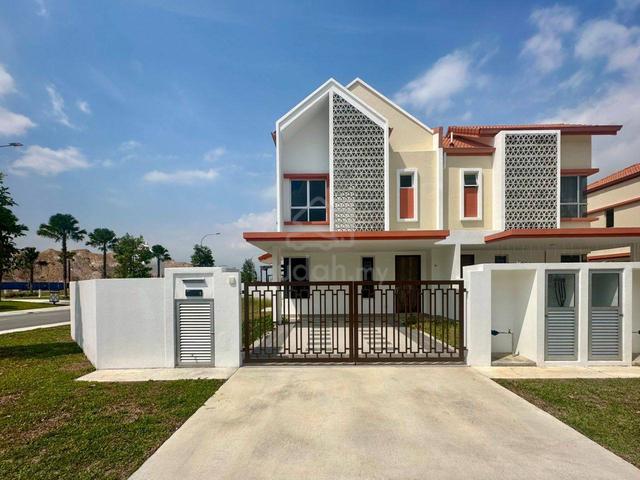 BRAND NEW CORNER LOT ‼️ 2 Storey Semi D Cluster Setia Alam Sari Bangi 1