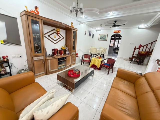 2 Storey @ Taman Perling, Jalan Layang, Renovated 1