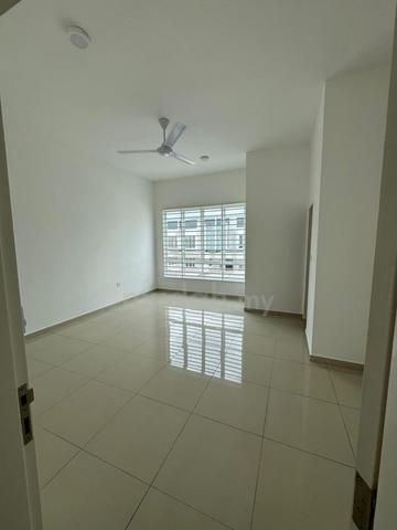 Double Storey Terrace Intermediate Bayu Sutera Celyn for Rent 1