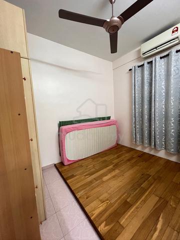 Klang Bandar Putera Room for Rent 1