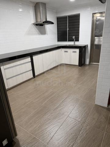 2 Storey Corner House Semi-D, BS5 Bukit Serdang, Seri Kembangan 1