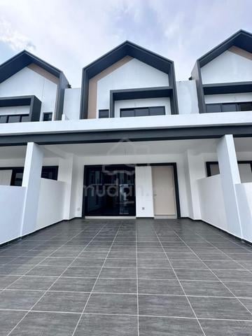 Bae @ Bandar Dato Onn Brand New 2 Storey Terrace House (Type A) 1