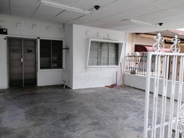 Single Storey Terrace For Sale at Reservoir Garden 1
