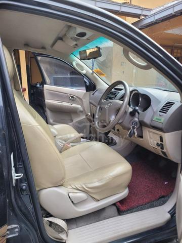 2005 Toyota FORTUNER 2.5 G KUN50R-NKMDHE (M) - 3