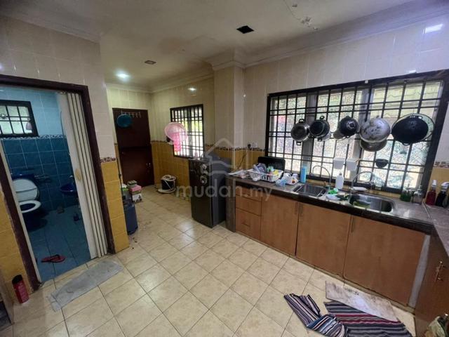 RENO CORNER LOT Double Storey Taman Pelangi Semenyih (NEAR TESCO) 1