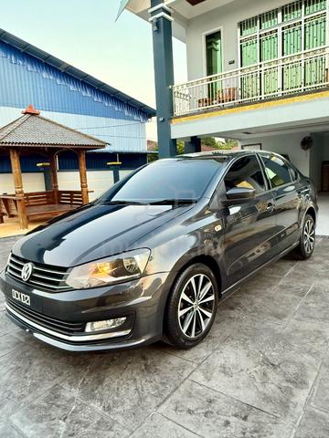 2016 Volkswagen VENTO 1.2 TSI HIGHLINE (A) FULLSPC - 2