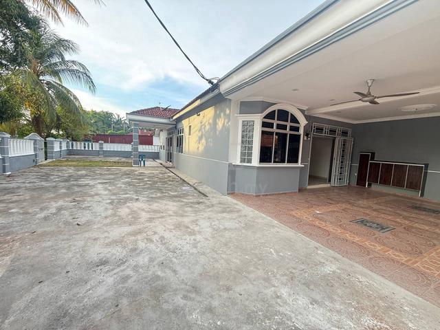 1 Storey Corner Lot , Taman Mega Ria 2, Tangkak , Johor (CASHBACK) 2