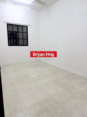 Single Store Terrace House At Persiaran Mahsuri Bayan Baru Renovated 4