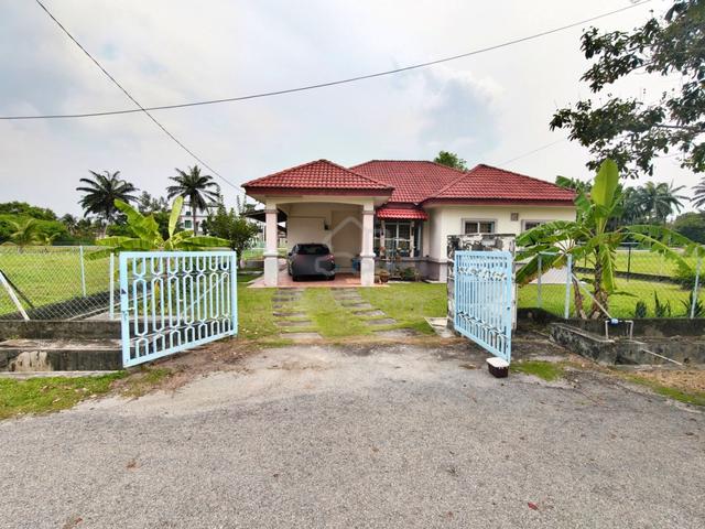 [TANAH LUAS][FURNISHED] BANGLO SETINGKAT PANTAI SEPANG PUTRA Sg Pelek 1