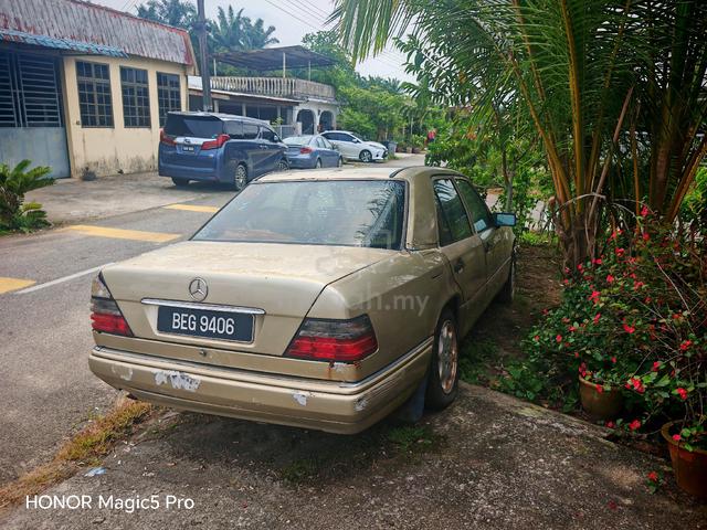 1995 Mercedes Benz 230E 2.3 (A) - 2