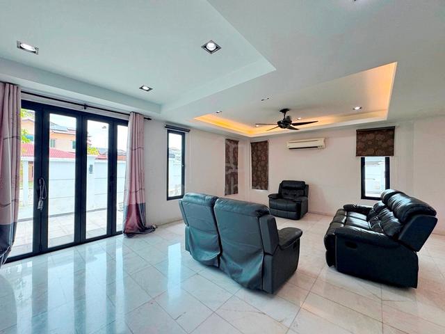[FULLY FURNISHED] Klang Bandar Botanic Double Storey Corner House 1