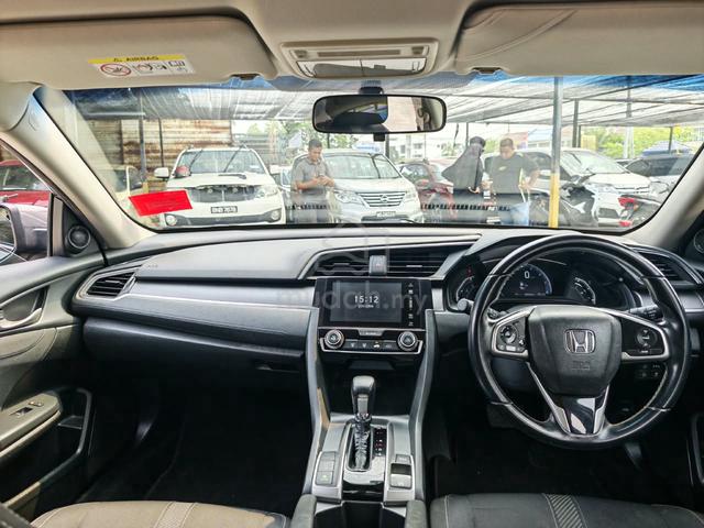 2017 Honda CIVIC FC 1.8 (AUTO) - 4