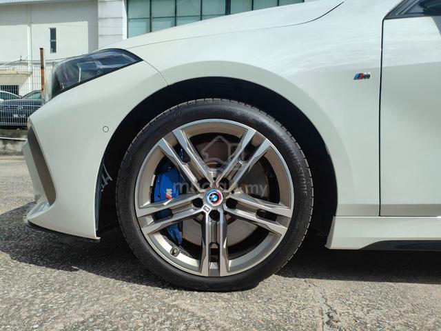 2023 BMW M135i 2.0 XDRIVE M-PERFORMANCE (8K KM) - 4