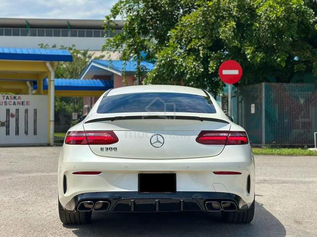 Benz E200 2.0 COUPE AMG BURMESTER S.ROOF P.BOOT - 4