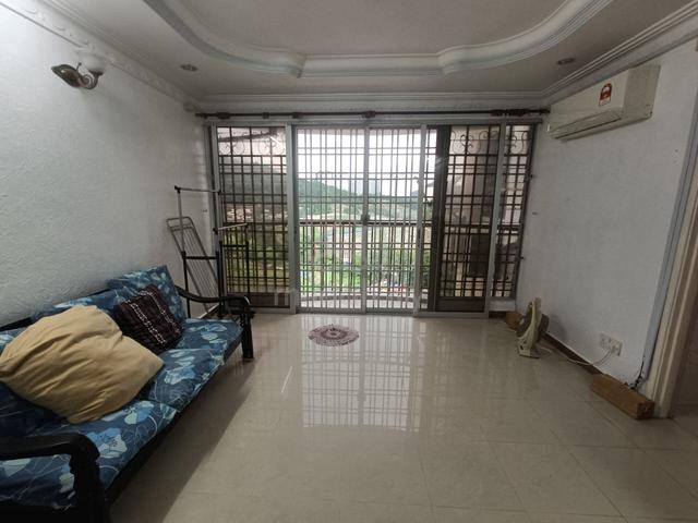 Taman Kristal 1