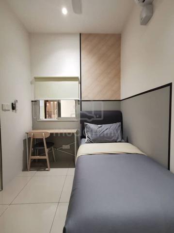 (Room Rental) Premium Room | Female |500m to MRT | Wifi | Kepong 1