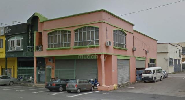 For Rent - End lot Link Factory @ Bandar Pinggilran Subang, Shah Alam 1