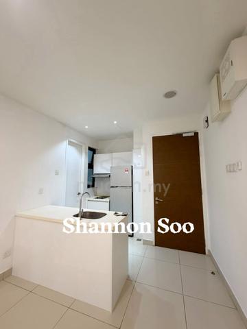H2O Ara Damansara semi furnished w refrigerator 1