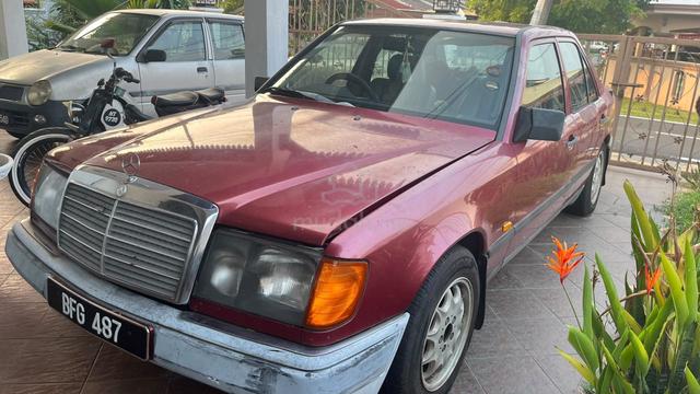 1989 Mercedes Benz 230E 2.3 W124 (A) - 2