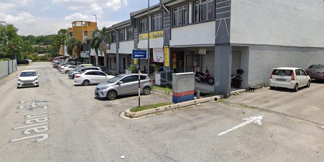 Lestari Perdana Ground Floor Shoplot Putra Permai Equine For Rent 2