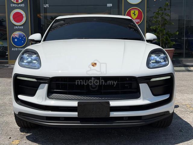 2022 BOOKNOW S/Chrono 4CAM Porsche MACAN 2.0L - 2