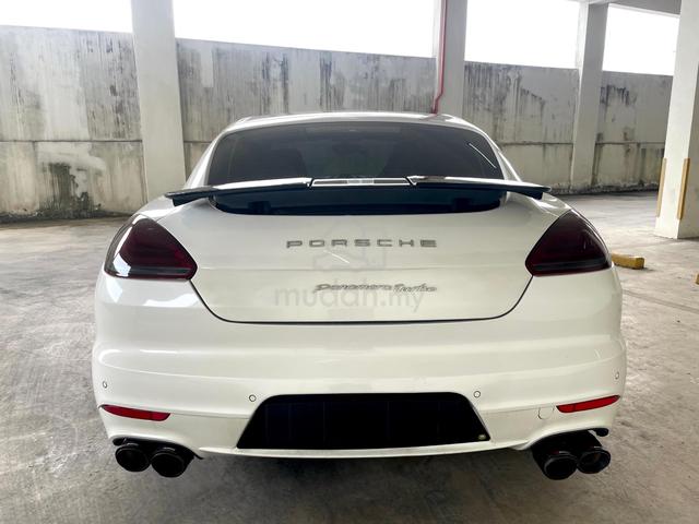 2011 Porsche PANAMERA 4.8 TURBO S-A (A) - 4