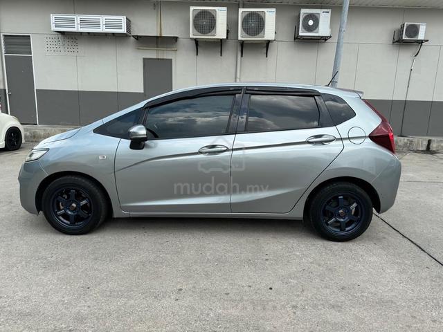 2018 Honda JAZZ 1.5 E (A) - 1