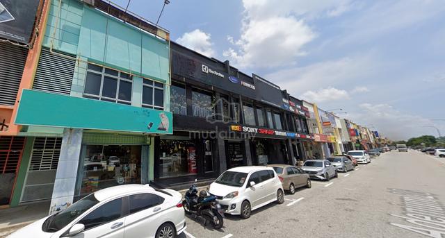 Bukit Beruntung Rawang 1st floor shop office facing main road 1
