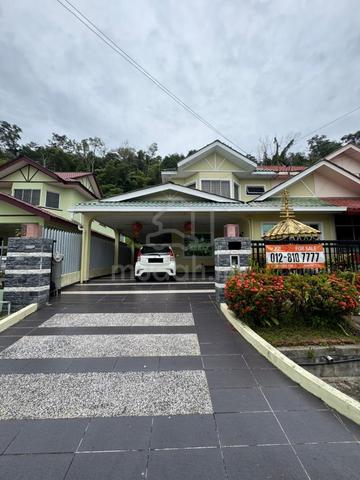 Taman Indah Jaya Semi-Detached House For Sale 1