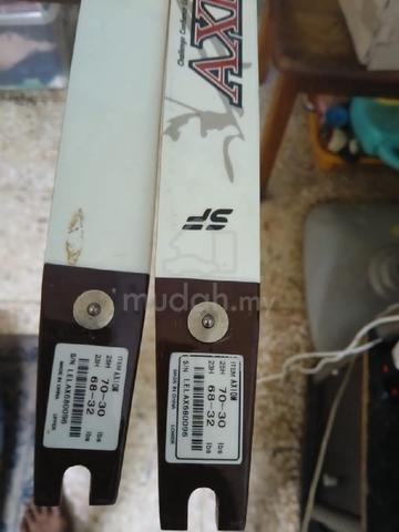 recurved bow  - photo 2 of 4