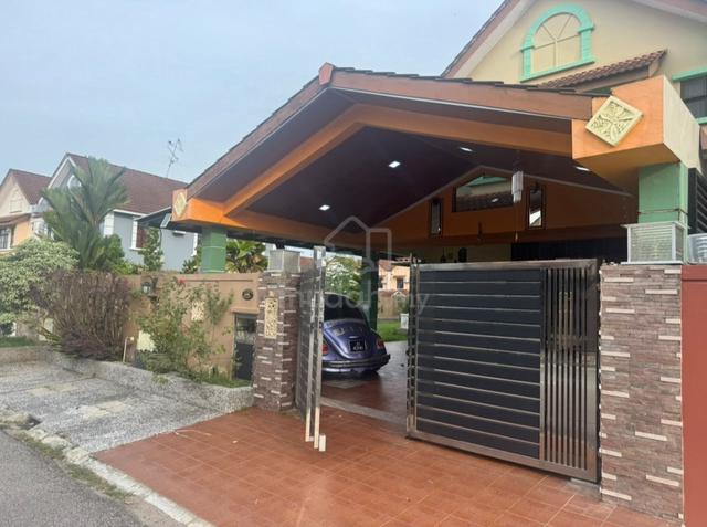 Bukit Indah 18 Double Storey Superlink Endlot 63x75 Renovated G&G 1
