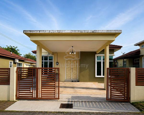 [4 BILIK]BANGLO 1 TKT Tmn Belimbing Setia Durian Tunggal Melaka 1