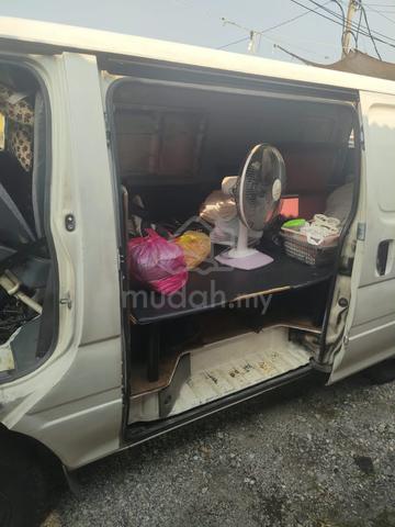 2004 Toyota HIACE 3.0 LH112 (M) - 5