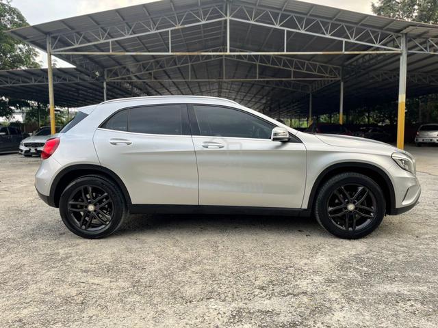 LKEDAI 2014/2015 Mercedes Benz GLA200 1.6 Imp.BARU - 4