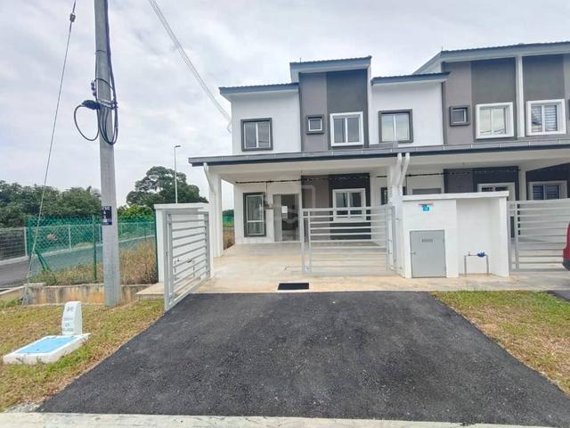 35x60 NEW VP DOUBLE STOREY CORNER LOT TAMAN SALAK CEMARA SEPANG 1