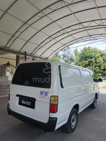Toyota HIACE Panel Van 2.5 Diesel - 5