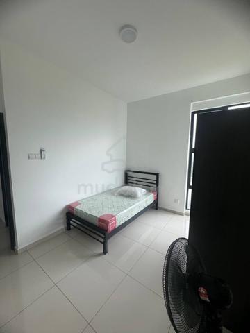Marina Residence 3