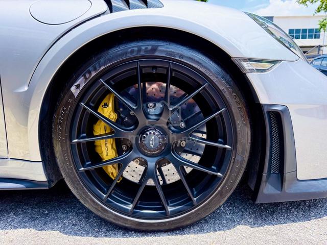 2018 Porsche 911 3.8 GT2 RS (A) - 4